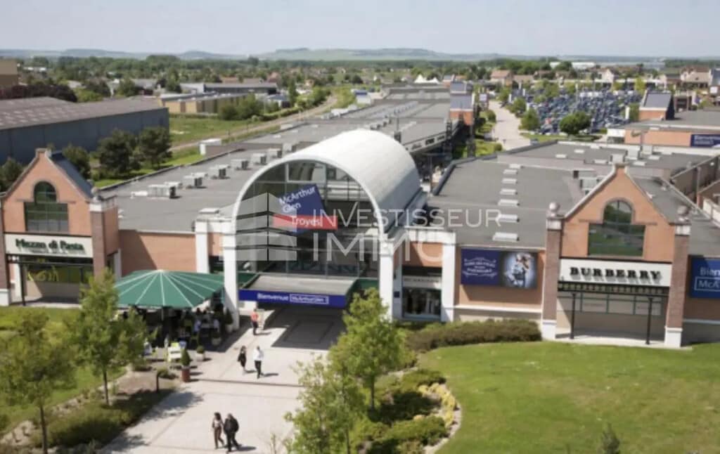 Location Commerce 164 m² - Photo 1