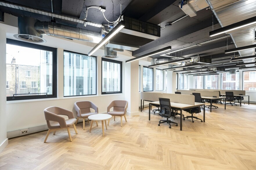 78 New Oxford St, London to rent - Building Photo - Image 1 of 27