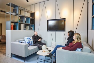 Lloyd St N, Manchester to rent Interior Photo- Image 2 of 11