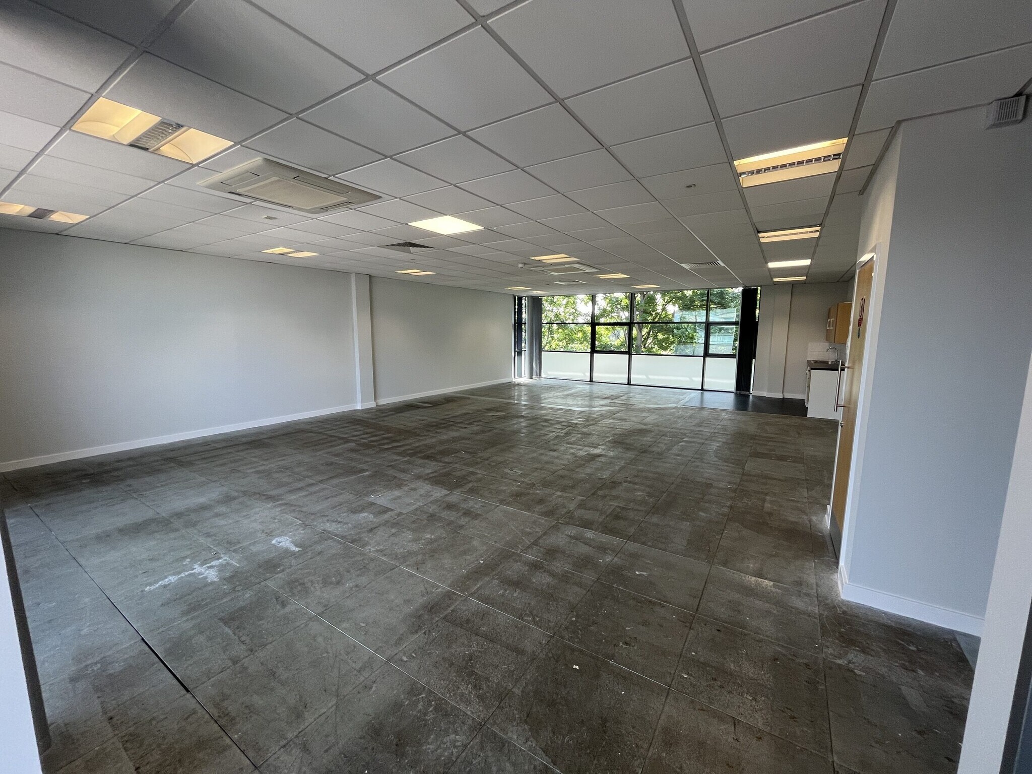 Whittle Way, Stevenage to rent Interior Photo- Image 1 of 7