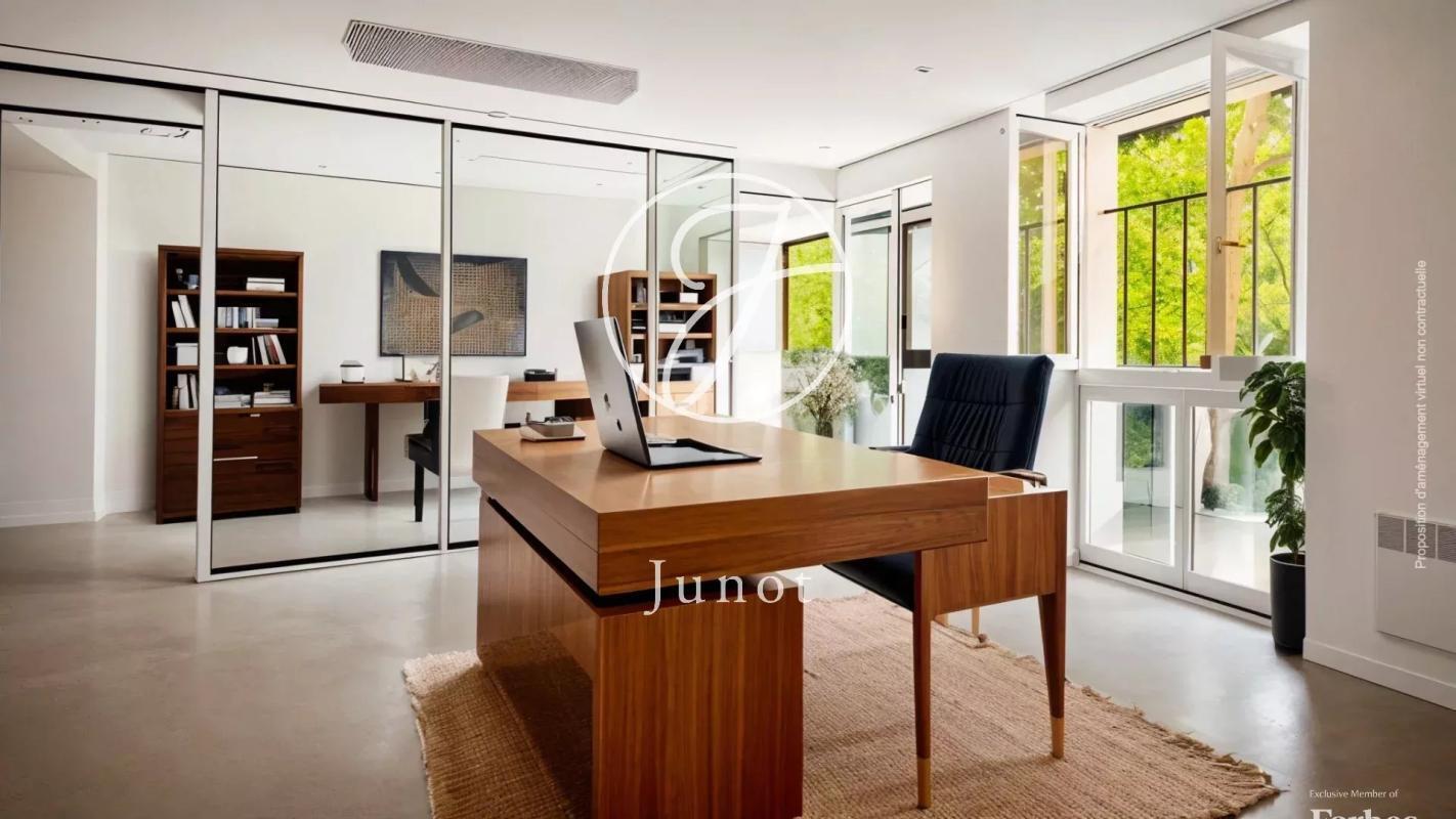 Office in Paris for sale Building Photo- Image 1 of 13