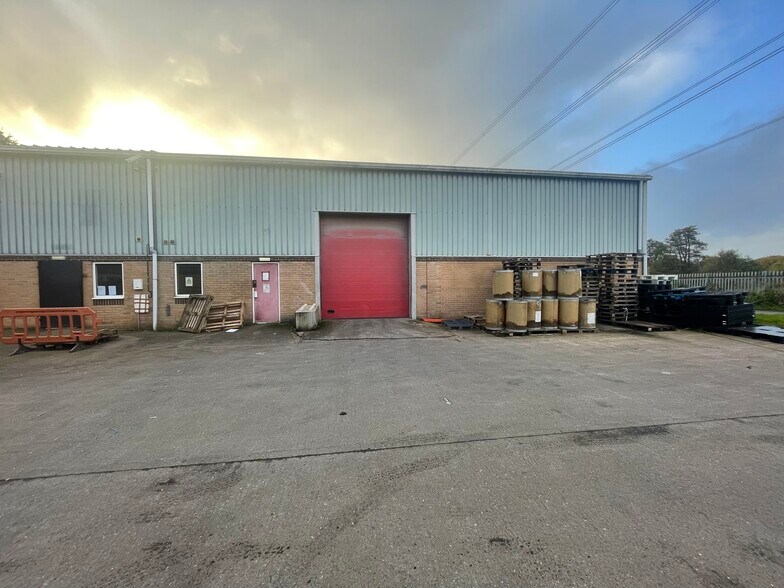 Lowmoor Industrial Estate, Wellington for rent - Building Photo - Image 3 of 10