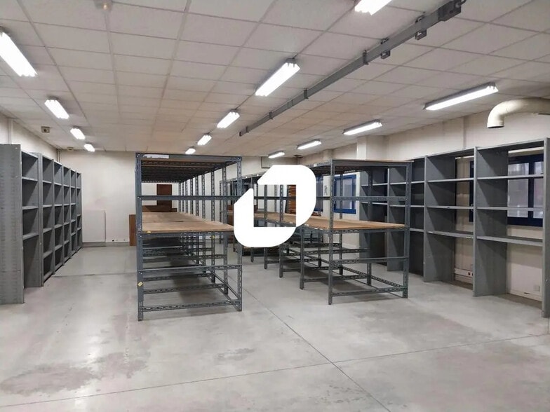 Office in Carquefou to rent - Interior Photo - Image 1 of 11