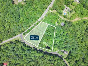 3501 Shadowbend Lane, Clarksville, TN for sale Aerial- Image 1 of 4