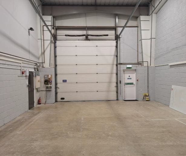 1-3 Lancaster Park Industrial Estate, Melksham to rent - Interior Photo - Image 3 of 10