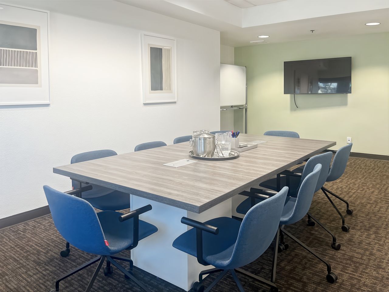 1690 W Shaw Ave, Fresno, CA to rent Building Photo- Image 1 of 18