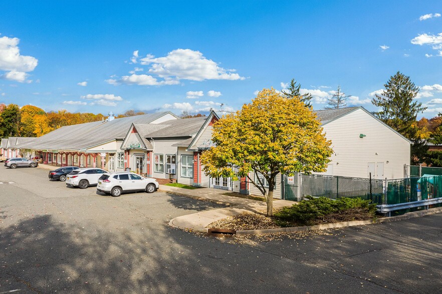 70-72 E Main St, Sussex, NJ for rent - Building Photo - Image 3 of 6