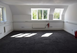High St, Henley In Arden to rent Interior Photo- Image 2 of 6