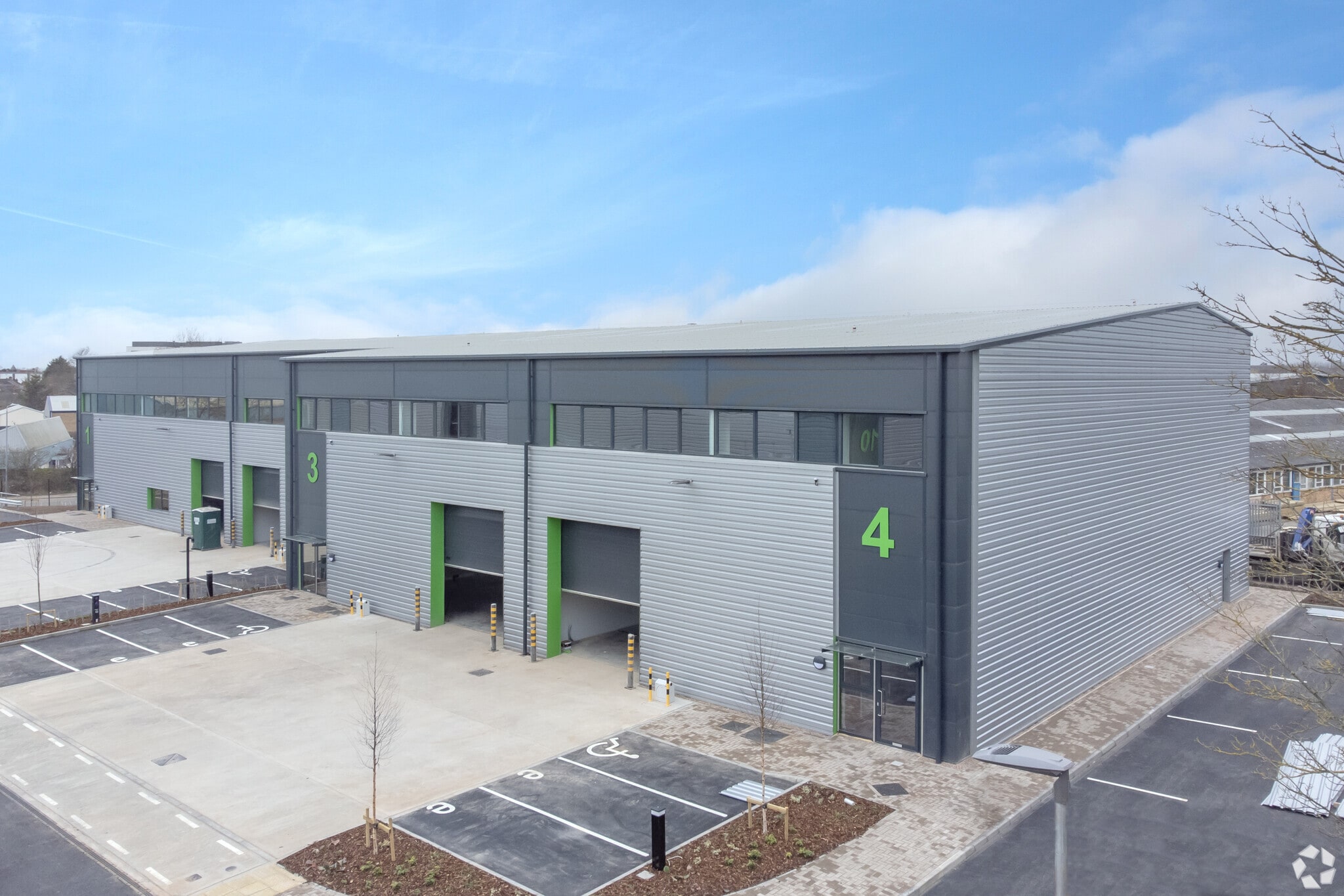 Magna Rd, Wigston to rent Primary Photo- Image 1 of 16