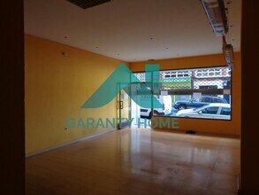 Retail in Cáceres, Cáceres to rent Interior Photo- Image 2 of 5