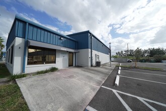 1432 Skees Rd, West Palm Beach, FL for rent Building Photo- Image 1 of 4