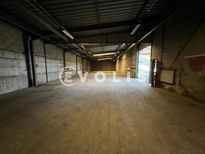 454 Chemin Du Champ De Lière, Rillieux-la-Pape for sale - Interior Photo - Image 3 of 8
