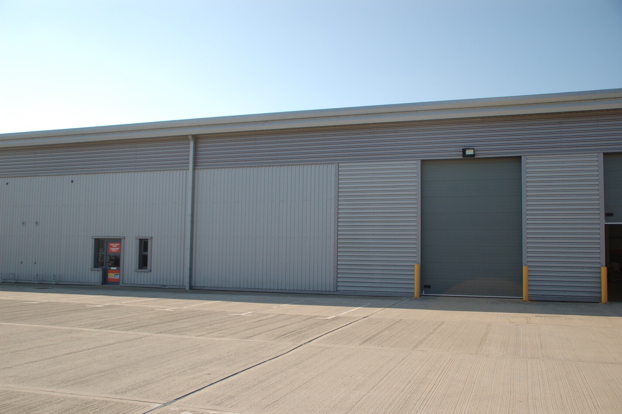 Phoenix Pky, Corby to rent Building Photo- Image 1 of 4