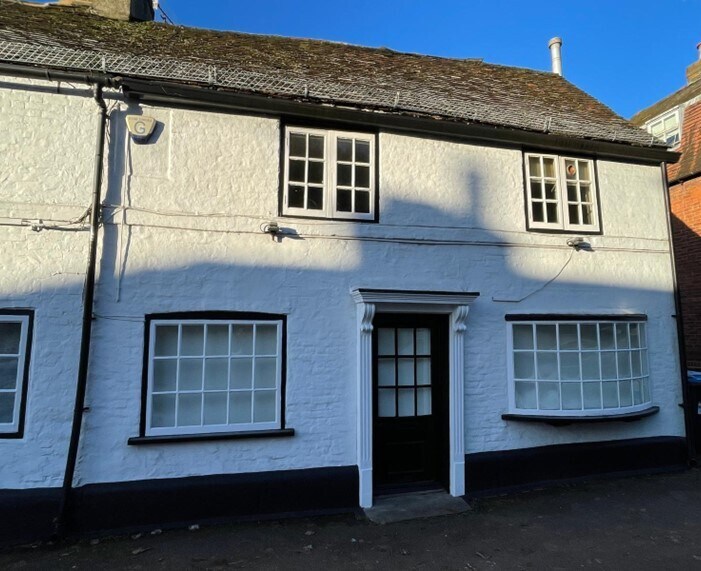 96 High St, Godstone for sale - Building Photo - Image 1 of 1