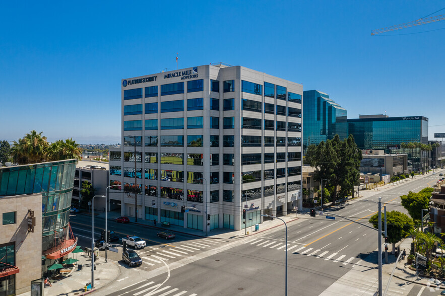 11300 W Olympic Blvd, Los Angeles, CA for rent - Building Photo - Image 3 of 4