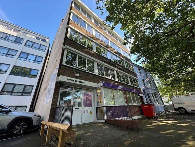 More details for 33 Kingston Crescent, Portsmouth - Office to Rent