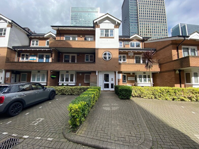 Admirals Way, London for rent - Building Photo - Image 1 of 2