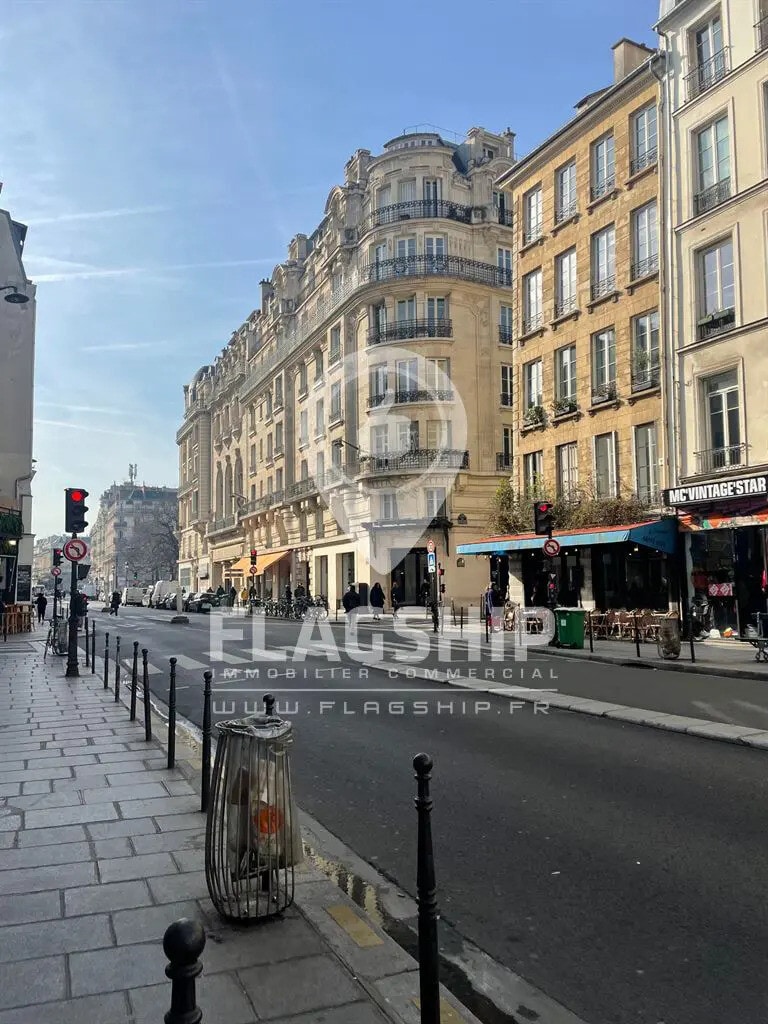 Location Commerce 55 m² - Photo 1