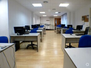 Retail in Cuenca, Cuenca to rent Interior Photo- Image 2 of 8