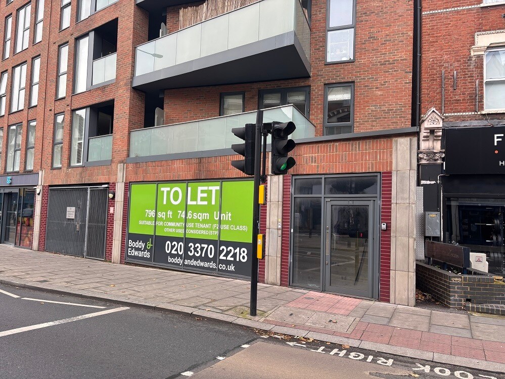 40 Balham Hl, London for sale Building Photo- Image 1 of 1