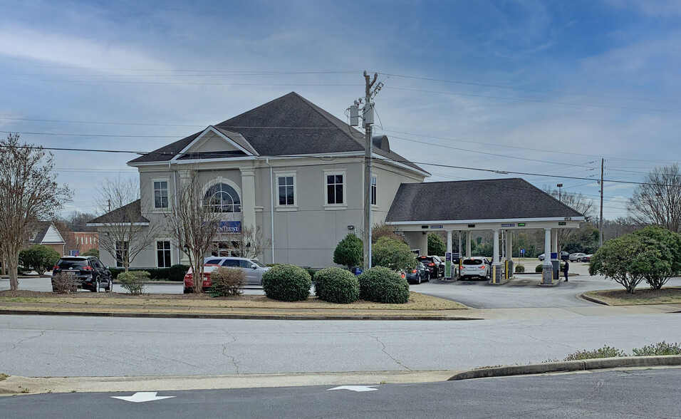 350 E Henry St, Spartanburg, SC for rent - Building Photo - Image 2 of 3