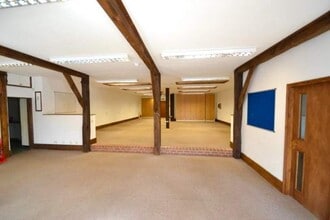 Church Rd, Newdigate to rent Interior Photo- Image 1 of 8