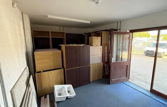 23 Kinwarton Farm Rd, Alcester to rent Interior Photo- Image 2 of 13