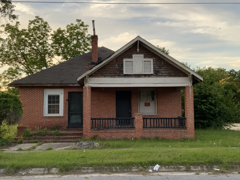 510 E Gordon St, Kinston, NC for sale - Primary Photo - Image 1 of 1