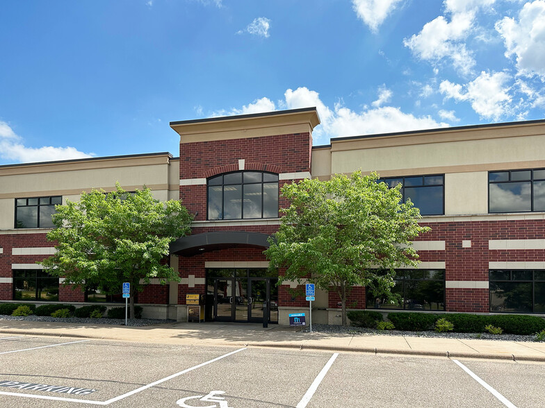 10160 Foley Blvd, Coon Rapids, MN for rent - Building Photo - Image 1 of 10