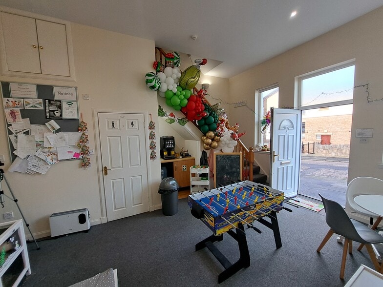 3 Kingsknowe Park, Edinburgh for sale - Interior Photo - Image 3 of 4