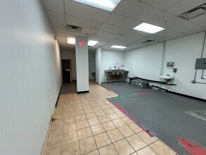 16425 E Palisades Blvd, Fountain Hills, AZ to rent Interior Photo- Image 2 of 3