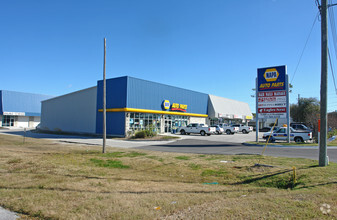 5011-5047 Ulmerton Rd, Clearwater, FL for rent Building Photo- Image 1 of 6