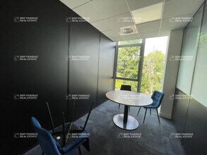 Office in Limonest to rent Interior Photo- Image 2 of 8