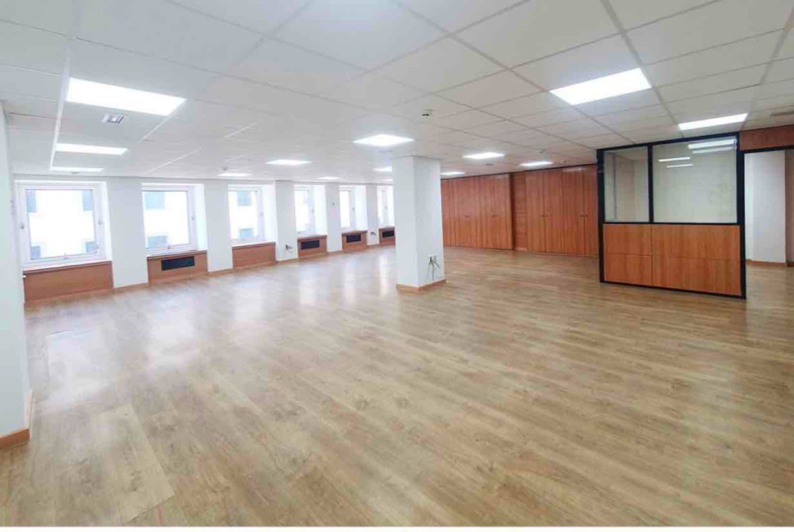 Office in Madrid, Madrid to rent Interior Photo- Image 1 of 2