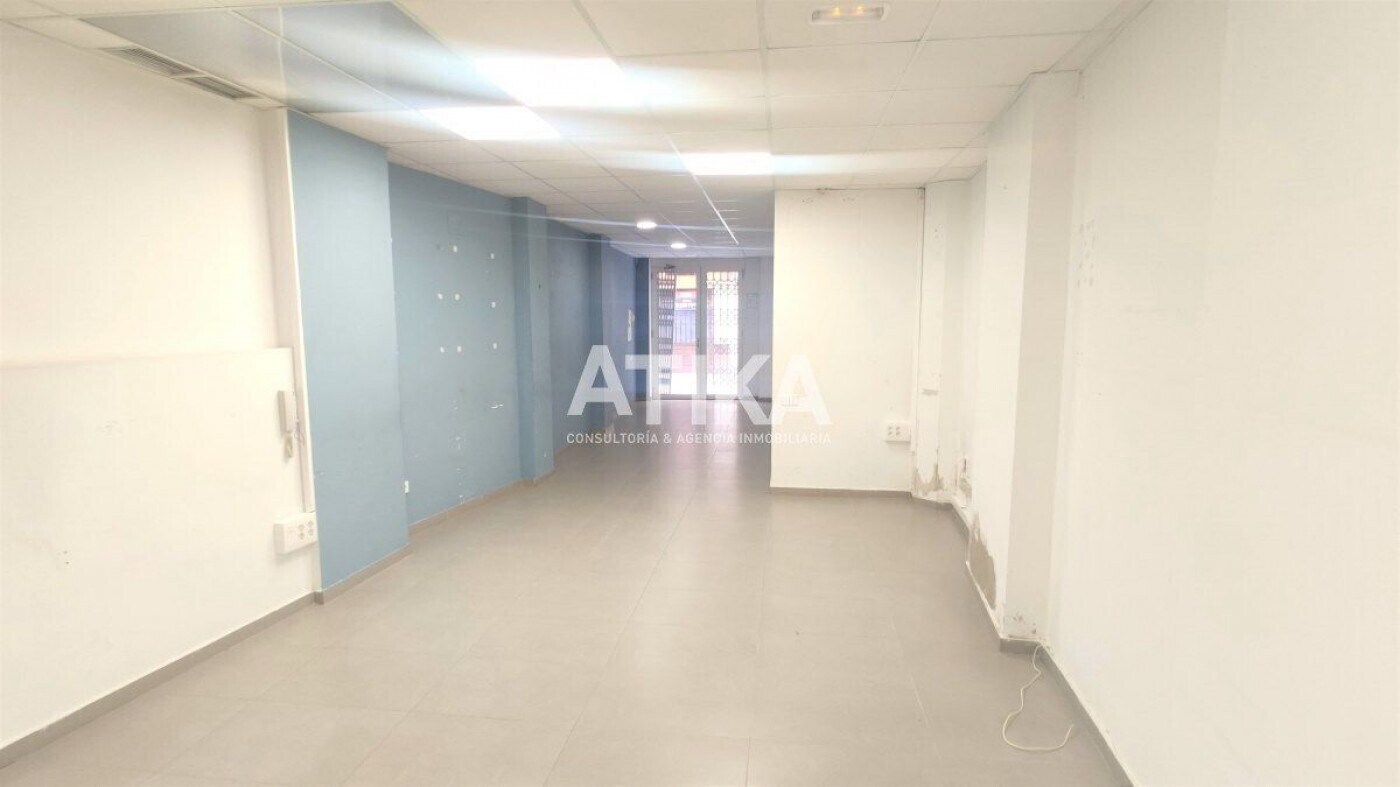 Retail in Ontinyent to rent Interior Photo- Image 1 of 7