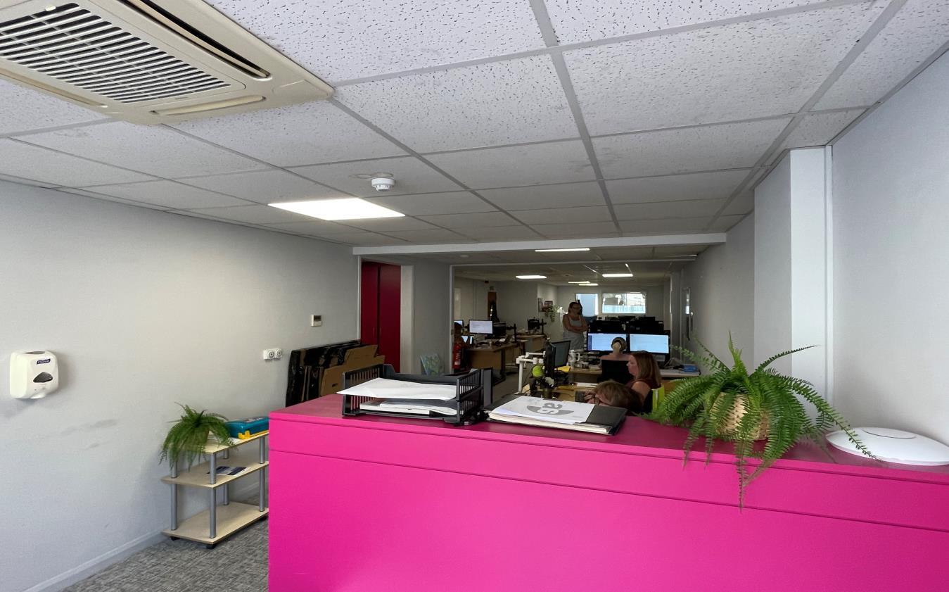 22-24 Hamlet Court Rd, Westcliff On Sea to rent Interior Photo- Image 1 of 5
