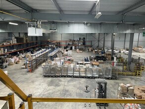 Light Industrial in Villeparisis to rent Building Photo- Image 1 of 7