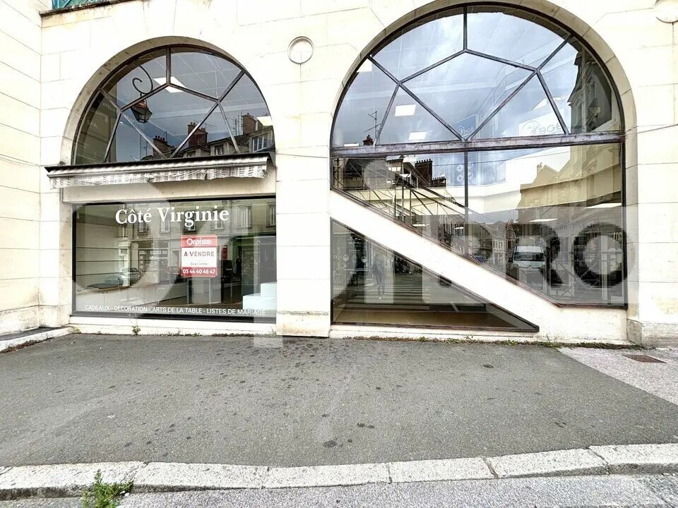 Retail in Compiègne for sale Building Photo- Image 1 of 8