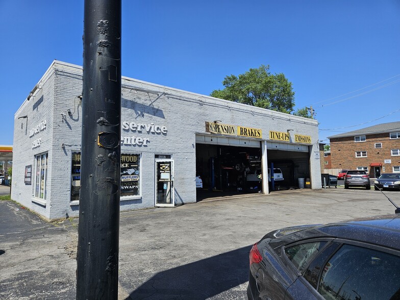 12257 S Cicero Ave, Alsip, IL for sale - Building Photo - Image 1 of 6