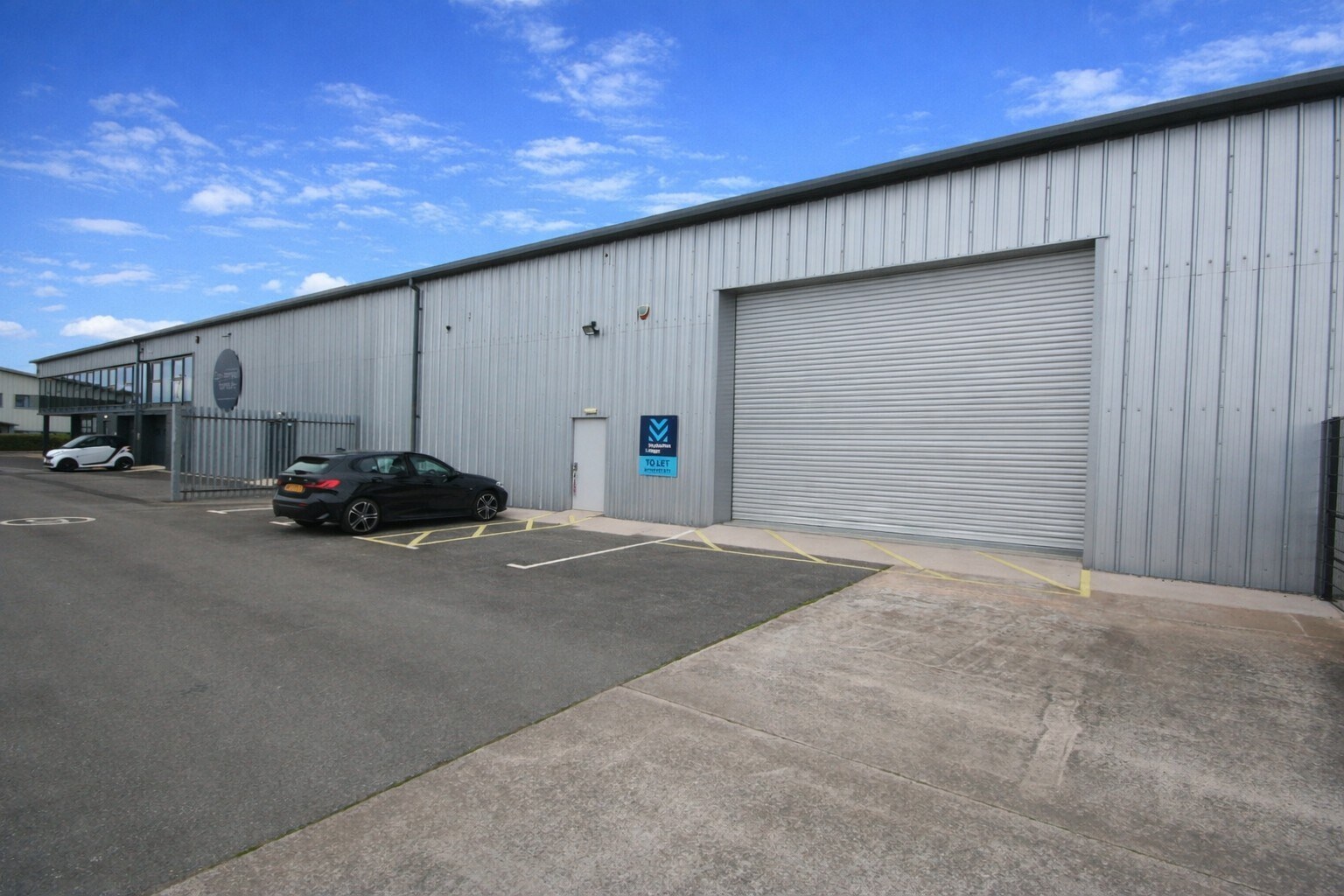 Roman Way, Warminster to rent Primary Photo- Image 1 of 2