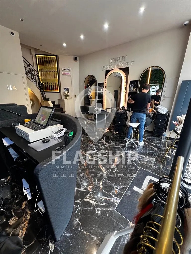 Location Commerce 90 m² - Photo 1