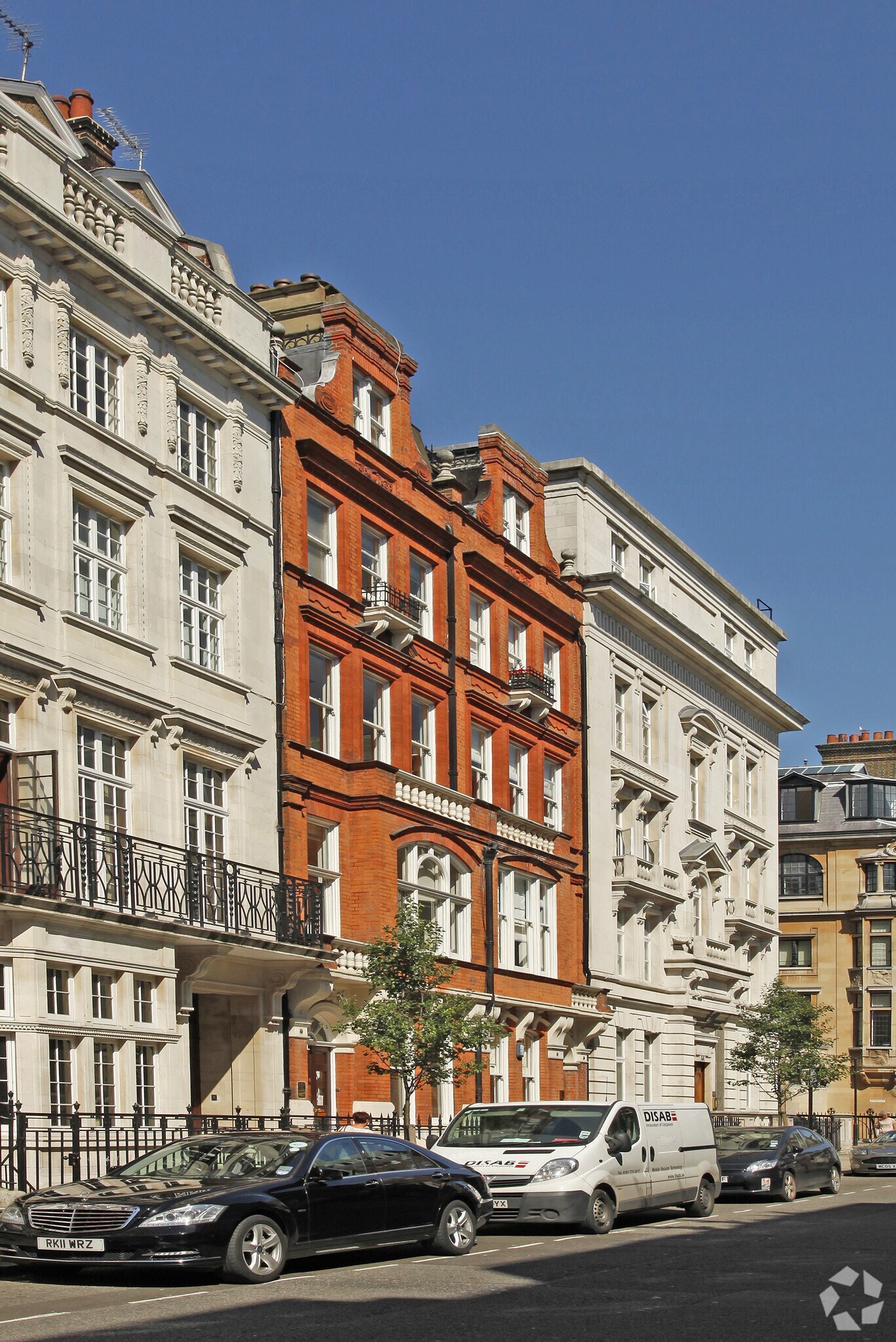 33 Harley St, London for sale Primary Photo- Image 1 of 1