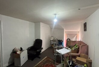 1 Market Pl, Bedlington to rent Interior Photo- Image 1 of 5