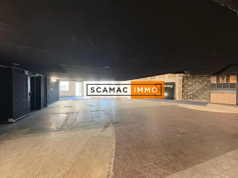 Industrial in Ivry-sur-Seine to rent - Interior Photo - Image 3 of 9