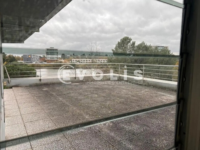 Office in Mérignac to rent - Building Photo - Image 1 of 4