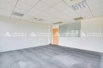 1 Chemin Jean-Marie Vianney, Écully to rent Interior Photo- Image 1 of 9