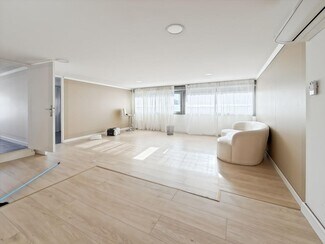 More details for 23 Boulevard De La Gare, La Penne-sur-Huveaune - Office to Rent