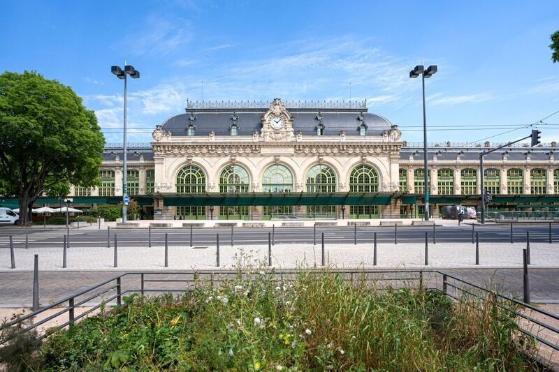 Office in Lyon to rent - Building Photo - Image 1 of 20