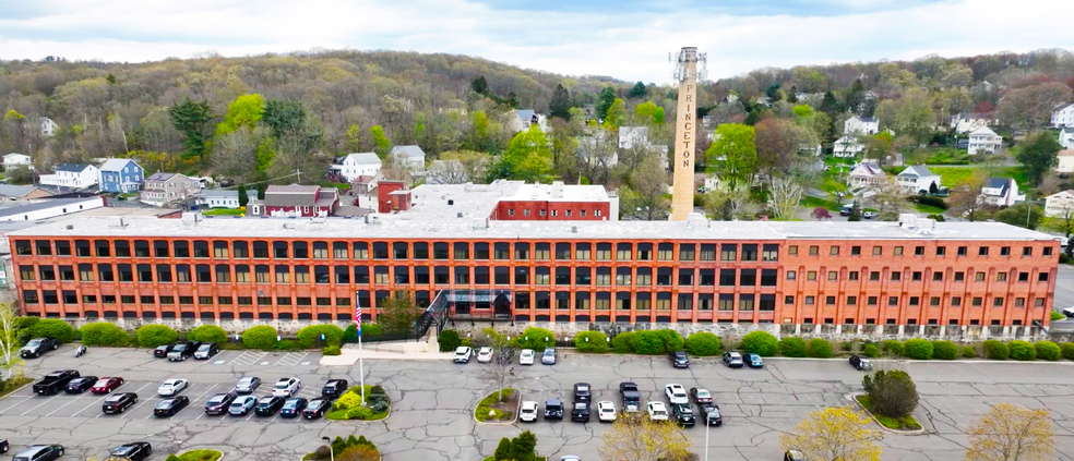 27 Siemon Company Dr, Watertown, CT for rent - Building Photo - Image 1 of 16