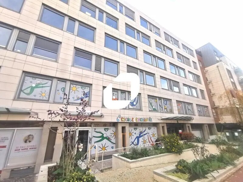 19 Avenue Léon Gambetta, Montrouge to rent Building Photo- Image 1 of 19